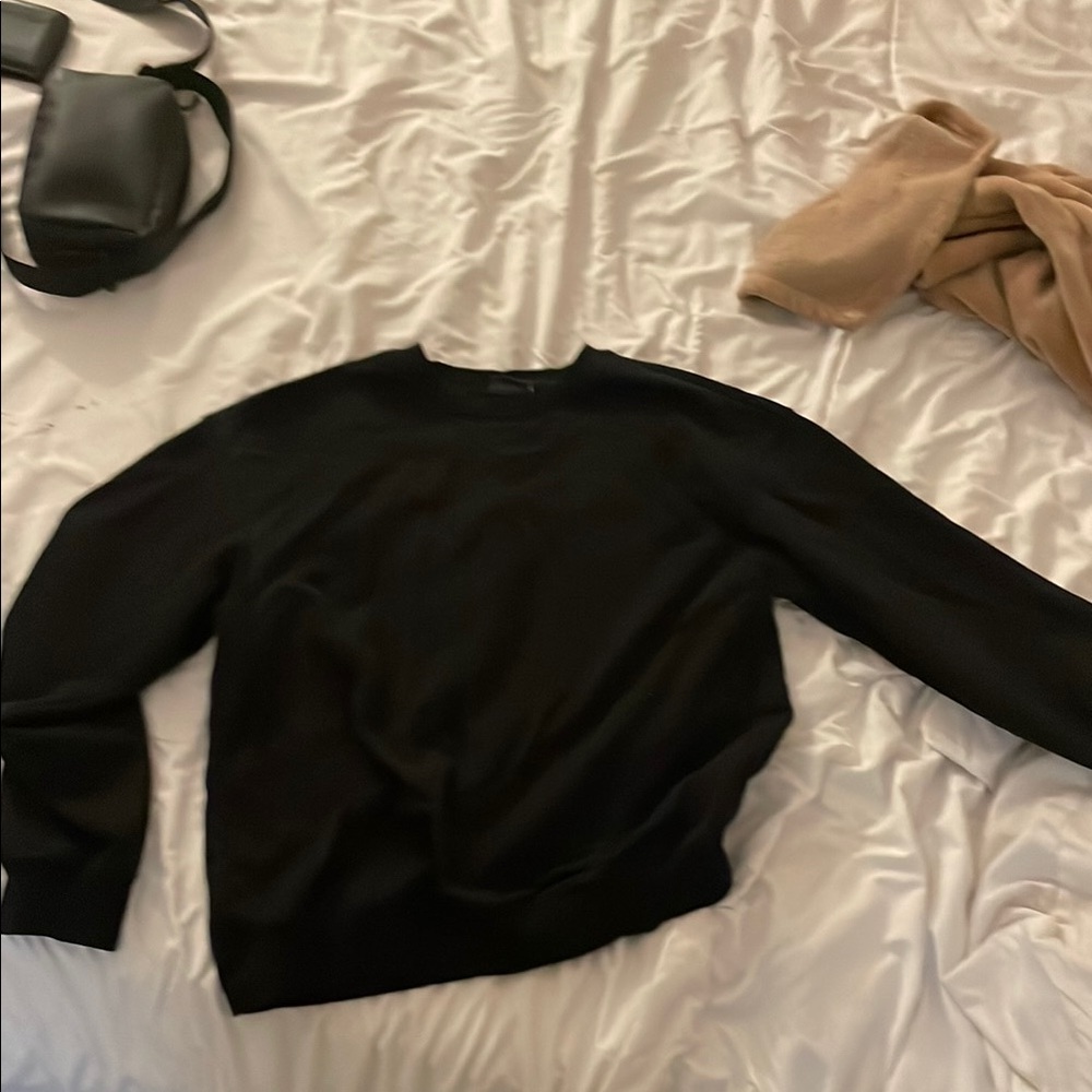 H&M SWEATSHIRT
